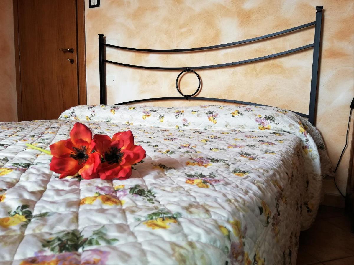 B&B Pivi Ponti sul Mincio Exteriör bild