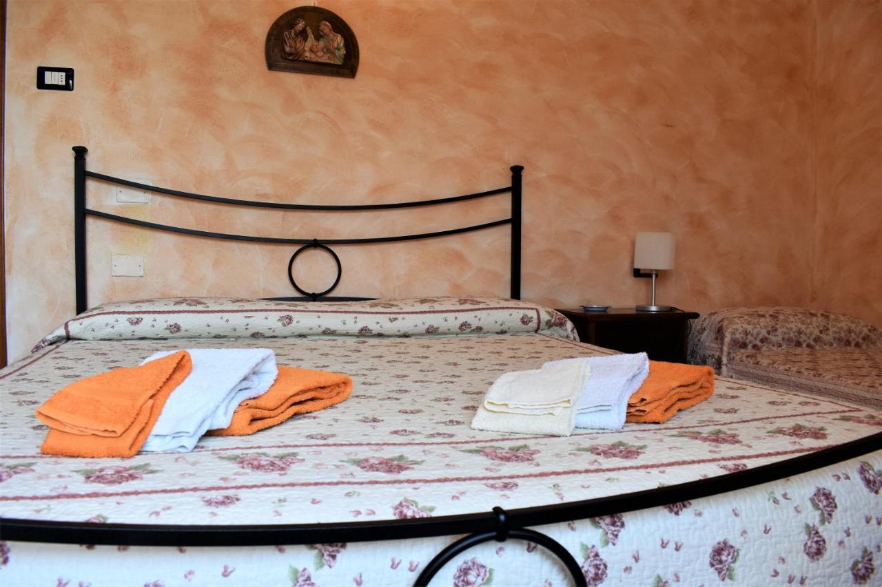 B&B Pivi Ponti sul Mincio Exteriör bild